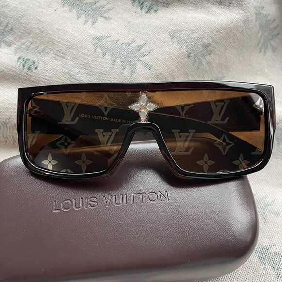 Louis Vuitton Diamond-Studded Sunglasses - Picture 1 of 6